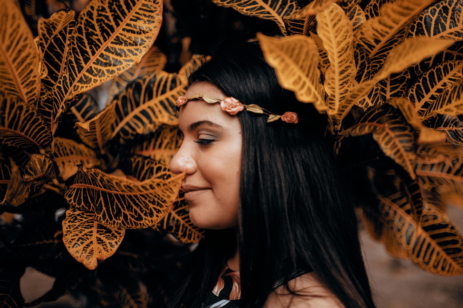 How Can I Meet Genuine Costa Rican Brides Online?